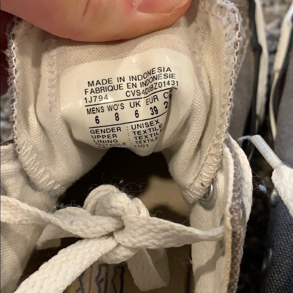 Converse - Picture 9 of 9
